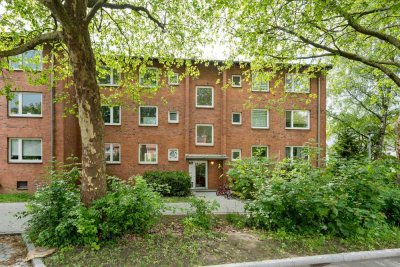 Sofort frei! Schöne 3-Zimmer-Wohnung mit rückwärtigem Balkon und eigenem Garten, Nähe U-Bahn Berne