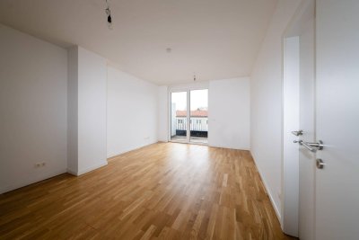 Wohnen im obersten Stock: 2-Zimmer-Wohnung mit großer Sonnenterrasse