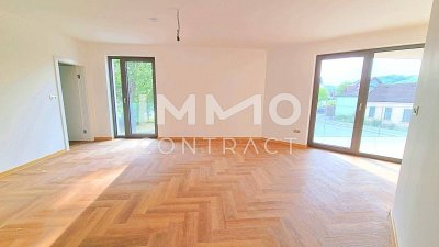 Erstbezug: Helle 2-Zimmer Wohnung mit großzügiger Loggia in Münichsthal