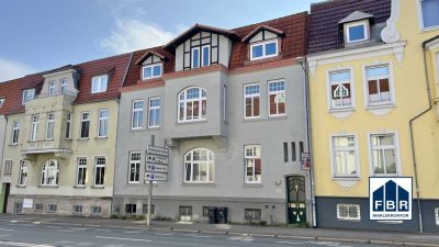 Großzügige Parkettwohnung mit Stellplatzmöglichkeit