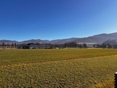 Idyllisch Wohnen - sonnige 3 Zi.Whg. in Ebnet mit traumhaftem Ausblick