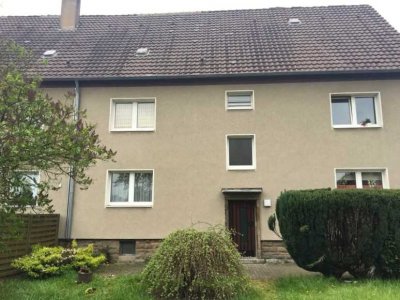 teilsanierte 1,5-Zimmer-Single-Wohnung!