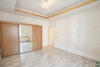 Sanierungsbedürftige 1-Zimmer-Wohnung mit Entwicklungspotential auf 2-Zimmer bei U3