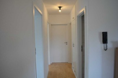Geräumige 4-Zimmer Wohnung mit Balkon und Einbauküche in Ludwigsburg