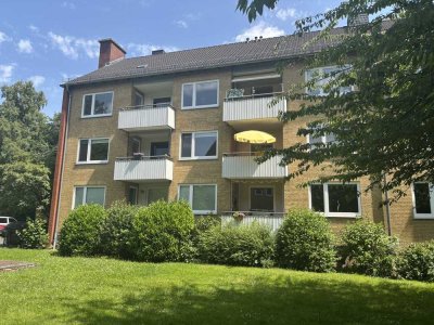 Toplage Schwachhausen - Modernisierte, gut aufgeteilte 3 - Zimmer Eigentumswohnung mit Sonnenbalkon
