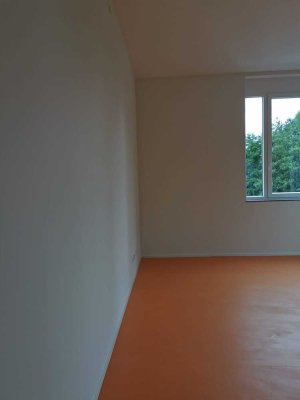 Geräumige, geschmackvolle 6-Raum-WG-Wohnung mit gehobener Innenausstattung in Friedrichshafen