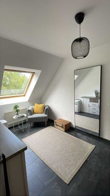 2-Zimmer-Dachgeschosswohnung in Oberhausen - Ruhige Lage nahe Park an der Margaretenstraße