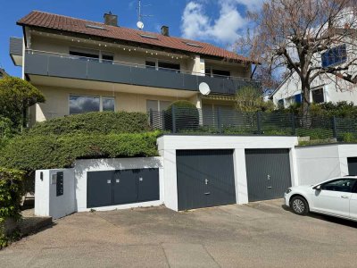 Helle 3-Zimmer-Wohnung mit Gartenbenutzung, Garage & Stellplatz in Stuttgart-Botnang