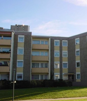 Schöne 1 ZKB-Wohnung mit Balkon in MA-Vogelstang
