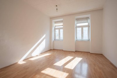 ++NEU++ Kompakte Altbauwohnung zum Sanieren – ideale Investition
