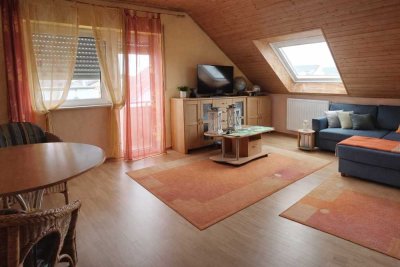 *** DACHGESCHOSS - BALKON - KFZ-STELLPLATZ  ***