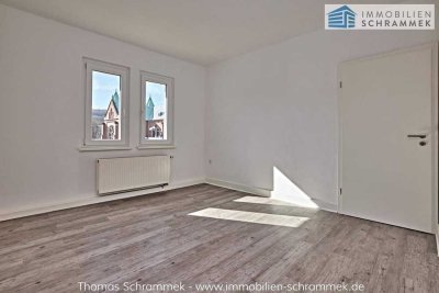 ERSTBEZUG NACH MODERNISIERUNG – 2-ZIMMER-WOHNUNG MIT BALKON IN STADTNÄHE!