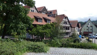 Helle 2-Zimmer-Eigentumswohnung in zentrumsnaher Altstadtlage in Gernsbach