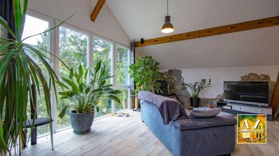 Zweifamilienhaus mit traumhaftem Blick und großem Garten in Bad Wildbad