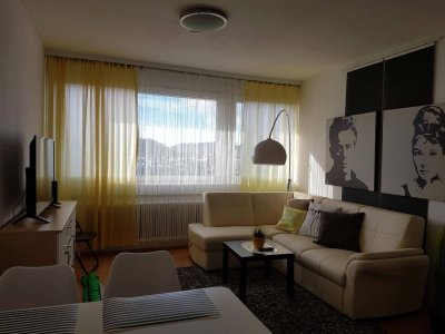 Voll eingerichtete und ausgestattete Wohnung im Zentrum von Urfahr - 45m² -2 Zimmer - 1 bis 6 Monate