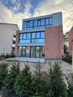 Sanierte Drei-Zimmer-Wohnung mit Dachterrasse in Schwachhausen