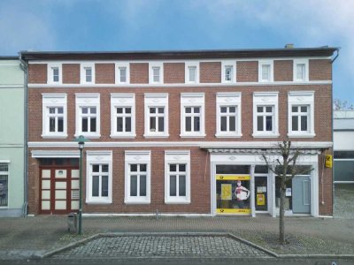Wohn- und Geschäftshaus mit 4 Einheiten im Herzen von Eggesin