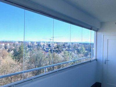 Sonnige Penthouse- Wohnung mit Bergblick