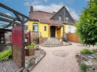 Denkmalgeschützte Doppelhaushälfte mit Charme und Geschichte – Saarbrücken-Burbach