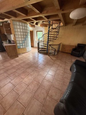 Idyllisches Einfamilienhaus mit Einliegerwohnung direkt am Neckar in Haßmersheim