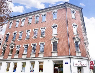 Vollvermietetes Mehrfamilienhaus mit 14 Parteien (2 davon Gewerbe)