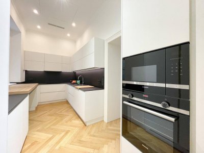 Exklusive 4-Zimmer-Altbauwohnung mit Blick auf das Hotel Imperial – Kärntner Ring, 1010 Wien