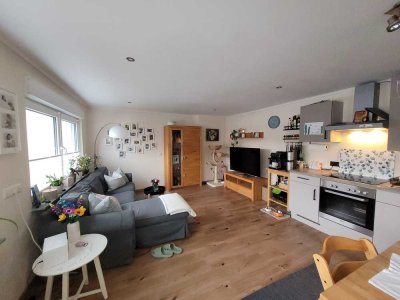 Neuwertige Maisonette-Wohnung mit Dachterrasse in Düngenheim