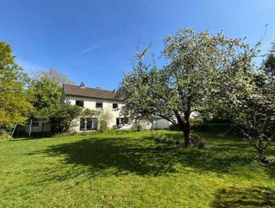 Zuhause mit Seltenheitswert: Traumgrundstück und vielseitige Wohnmöglichkeiten in Bonn-Venusberg