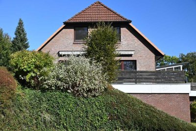 Gepflegtes 5-Zimmer Einfamilienhaus in Hoisdorf mit Garage