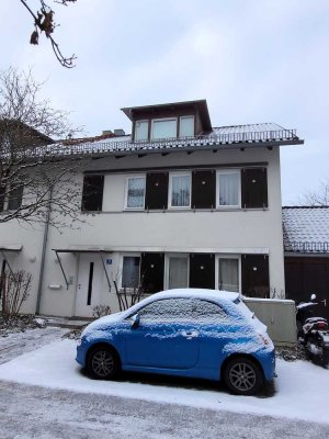 Charmantes 1-Zi.-DG-Appartement mit Dachgaube & durchdachtem Raumkonzept !