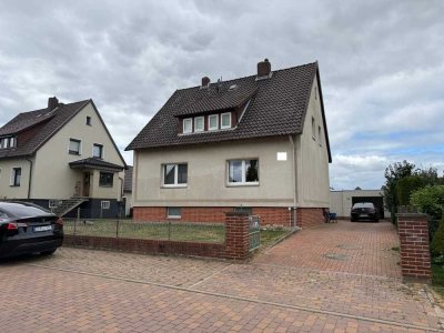 Zweifamilienhaus auf 876 m² Grundstück- ideal für Familien oder Kapitalanleger