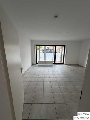 Frisch sanierte 2-Zimmer-Wohnung mit 2 x Loggia
