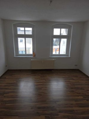 2 Zimmer Wohnung mit Balkon und großem Badezimmer in Lemsdorf
