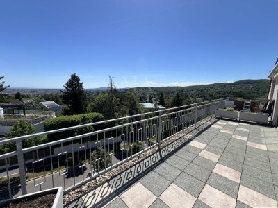 teilmöblierte Maisonette mit Terrassen und Fernblick, nahe zu Amadeus School