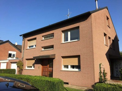 Kleine Singlewohnung in angenehmer, verkehrsberuhigter Lage; 378 €, + NK, 44 m², 2 Zimmer KDB