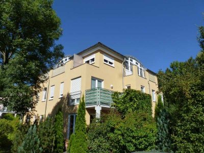 EINBAUKÜCHE, 2 BALKONE, TIEFGARAGE, RABENSTEIN