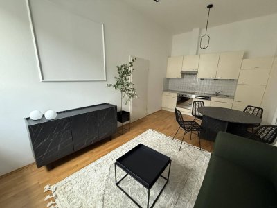 + Grazer Juwel + Helle möblierte 2-Zimmer Wohnung mit Altbau-Charme und durchdachter Raumaufteilung!