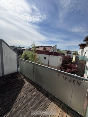 LICHTDURCHFLUTETE MAISONETTWOHNUNG MIT TERRASSE UND EIGENTUMSGARAGE
