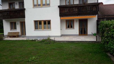 Attraktive 4-Zimmer-Wohnung mit Terrasseund EBK in Tuntenhausen