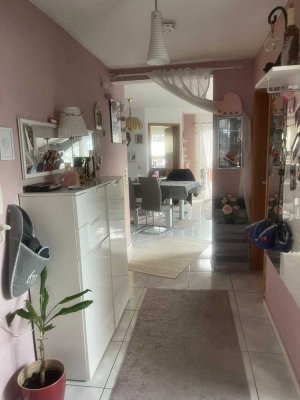 Helle & super geschnittene 2-Zimmer-DG-Wohnung in Achern