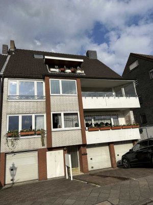 Geräumige 3-Zimmer Wohnung mit Balkon in Rheinnähe