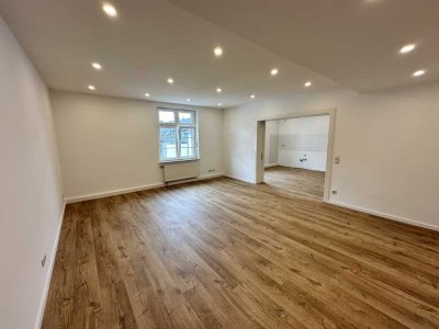 Erstbezug nach hochwertiger Modernisierung - 2-Zimmer-Wohnung direkt an der Weser