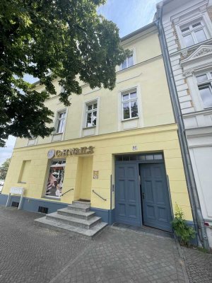Erstbezug nach Sanierung: ansprechende 2,5-Zimmer-Wohnung mit Einbauküche und Balkon in Oranienburg
