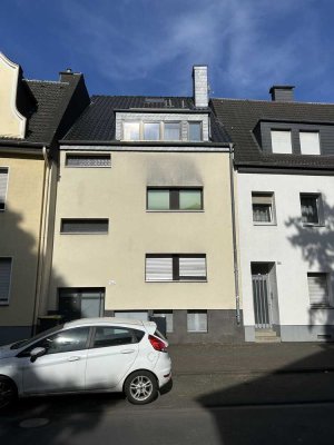 Wohnen mit Charakter: 2-Zimmer-Wohnung in Köln-Longerich