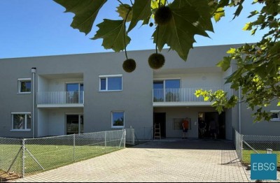 Bezugsfertige Wohnung im Obergeschoß mit Loggia