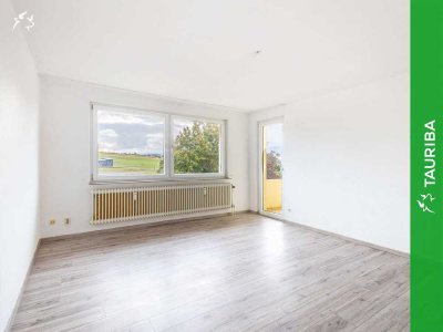 +++Helle Wohnung mit Loggia und Außenstellplatz - ca 5,4 % Rendite möglich+++