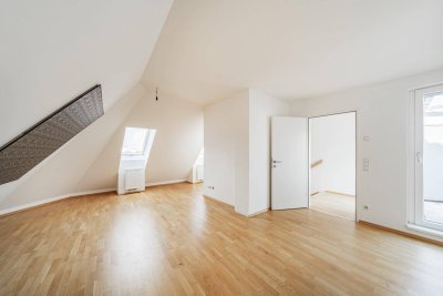Dachterrassenwohnung mit hervorragender Verkehrsanbindung im 10. Bezirk! Wunderschönes Maisonette!
