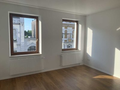 Helle Altbau-Wohnung in zentraler Lage in Krefeld