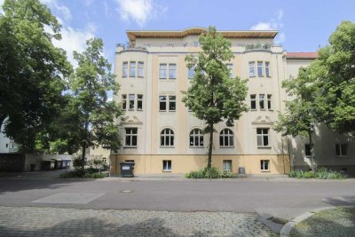 Eigentumswohnung in City-Lage mit Carport und Fahrstuhl