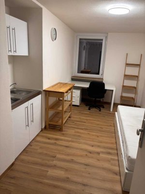 Vollmöblierte Einzimmerwohnung in zentraler Lage - Erstbezug nach Sanierung